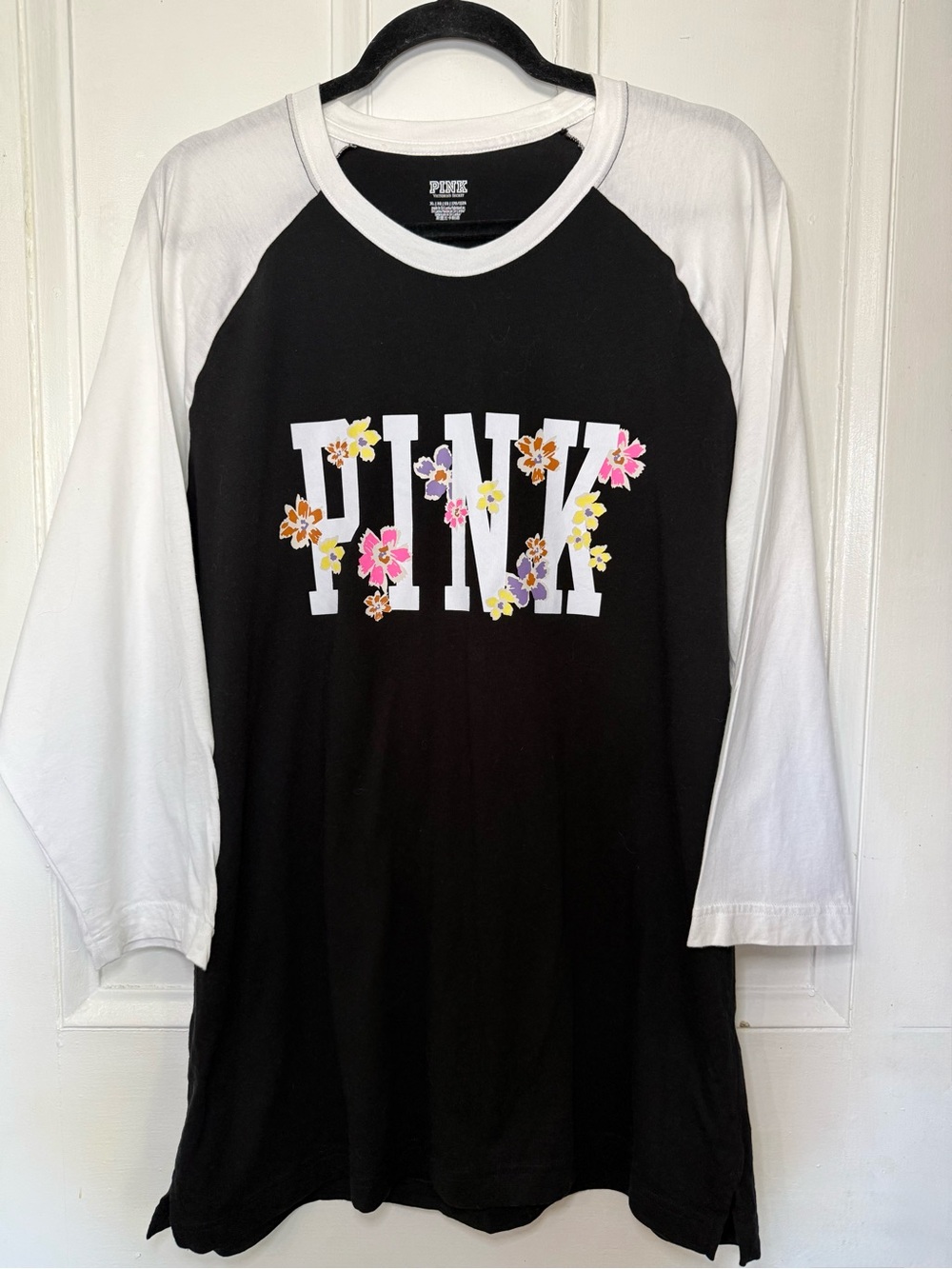 PINK Victoria’s Secret Floral Raglan Baseball Tee - XL